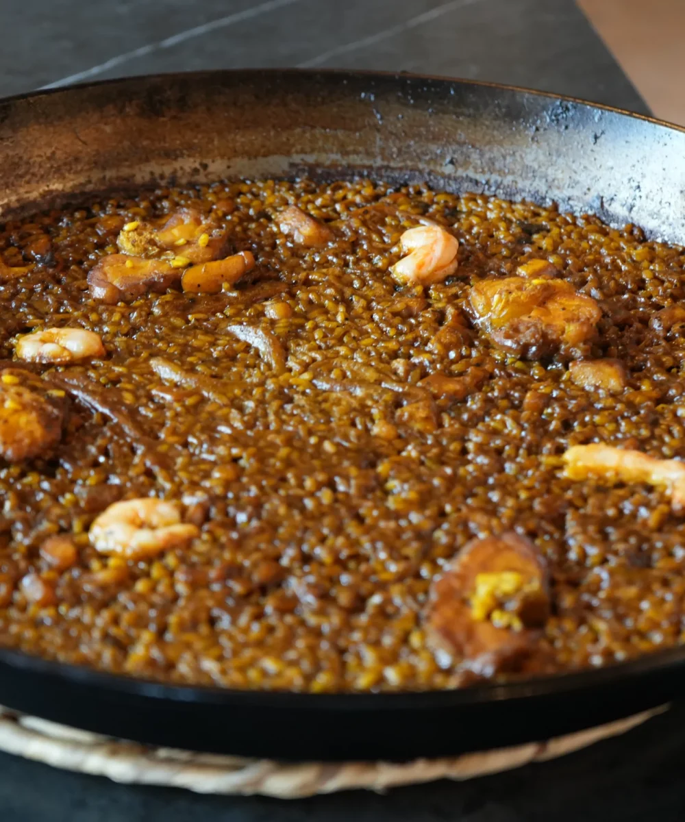 Arroz meloso con gambas en paella, La Giralda Dénia